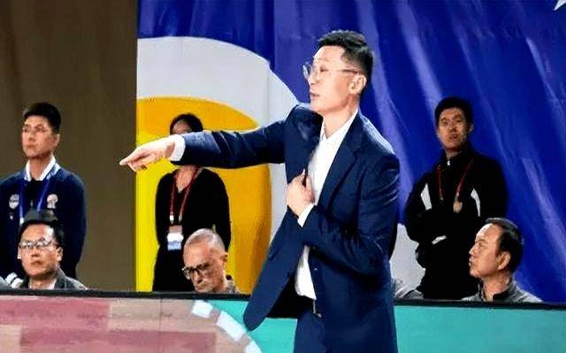 kaiyun-刘炜带伤上阵，挺进季后赛关键一战取胜的简单介绍